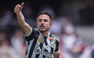 r$ 3 milhões: santos segue avaliações e confirma que willian bigode não fica para 2025