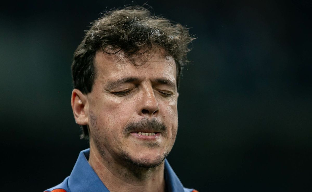 contrato até 2026: diniz reforça elenco do cruzeiro com pedrão, do sub 20