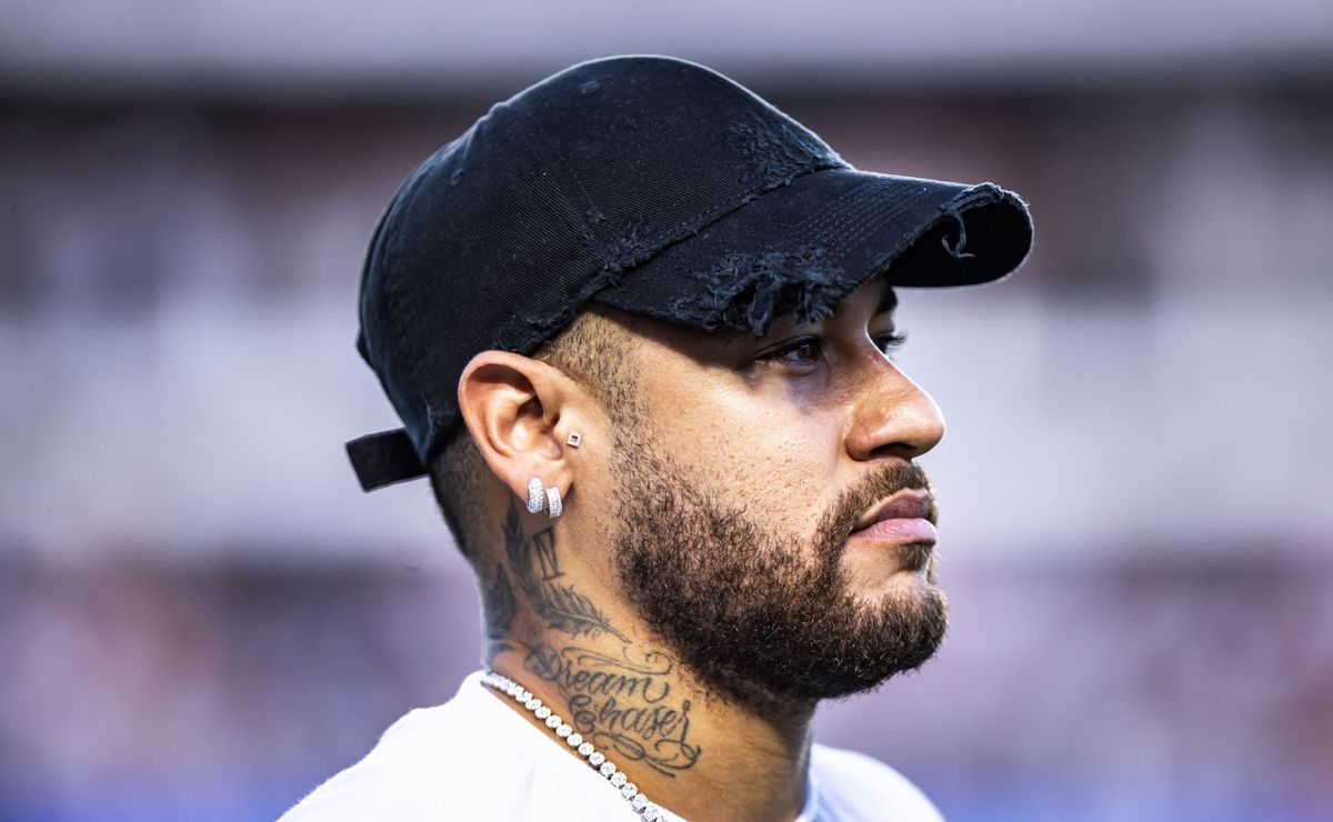 neymar pode voltar a atuar pela seleção brasileira somente em 2025; cbf monitora situação do jogador