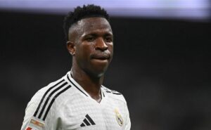 carvajal, do real madrid, rebate falas de vini jr. sobre copa do mundo na espanha: "energúmenos"