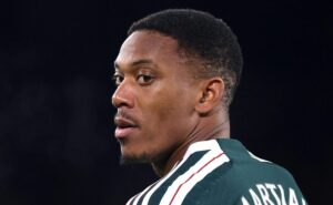 r$ 72 milhões: contratação de martial no flamengo pode acontecer se uma condição for atendida