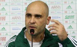 marcos condena palmeiras de ser beneficiado pela arbitragem contra o atlético mg: “não foi”