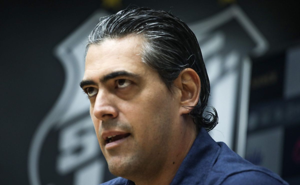 paulo bracks prepara demissões no santos e faxina total irá começar