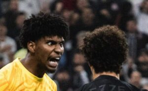 4 anos de contrato: augusto melo crava que hugo souza permanece no corinthians