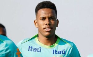 estevão passa por problema na seleção brasileira, mas não preocupa e volta ao palmeiras