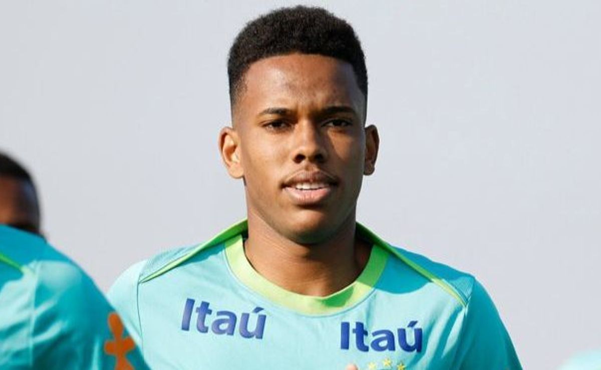 estevão passa por problema na seleção brasileira, mas não preocupa e volta ao palmeiras