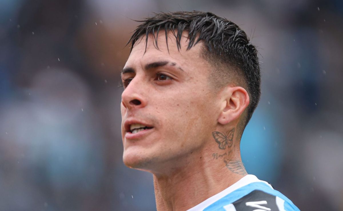 bastidores sobre nova lesão de pavón são revelados e retorno ao grêmio segue sem previsão