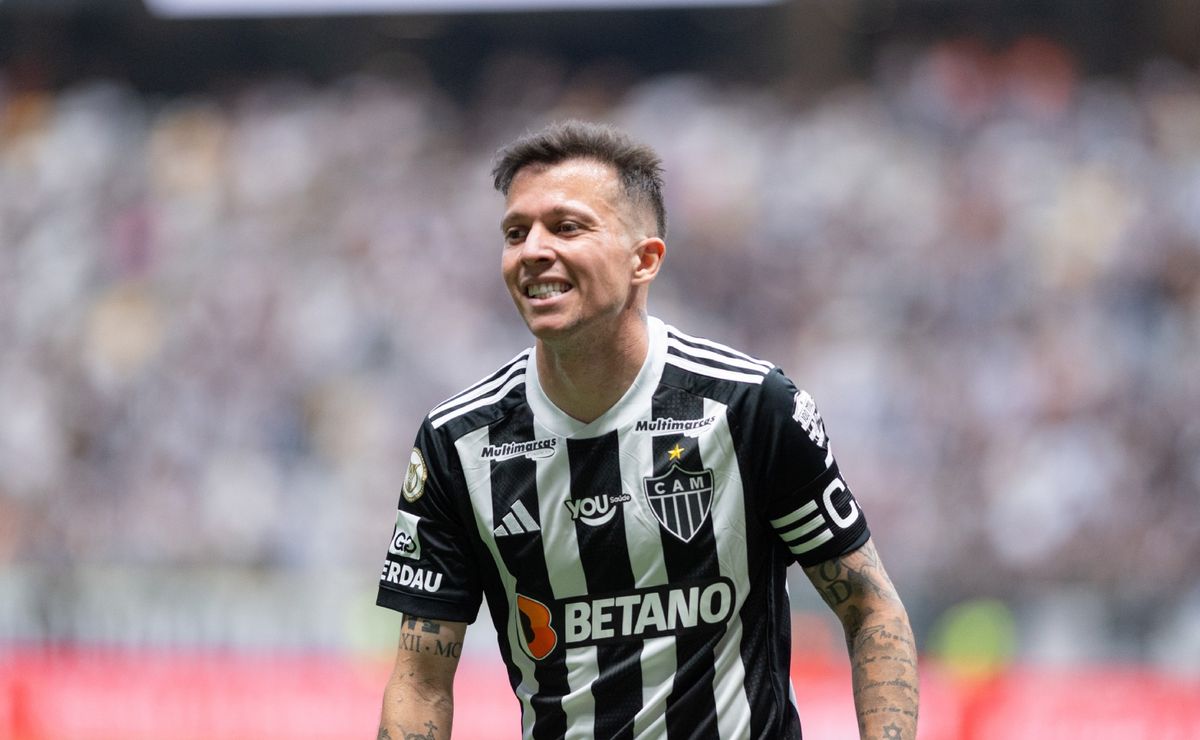 bernard sofre grave lesão e pode perder o restante da temporada no atlético mg
