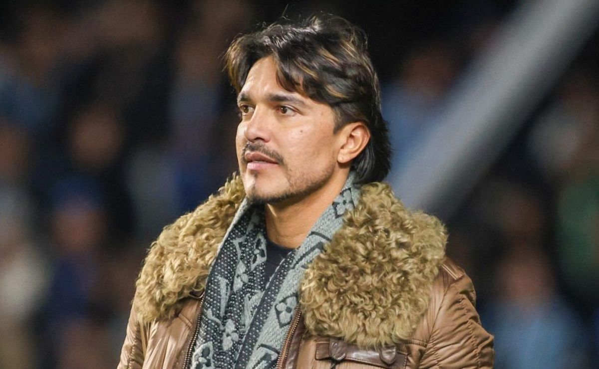 marcelo moreno reprova decisão tomada por luxemburgo no grêmio