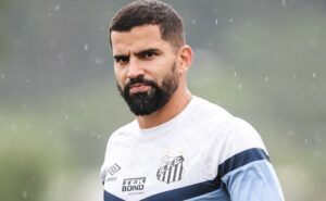 tomás rincón pode ir embora do santos ainda em setembro com interesse do catar 