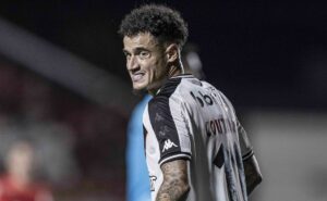 situação de coutinho no vasco tem reviravolta e meia pode continuar como desfalque