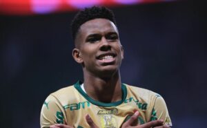 seleção brasileira: cbf entra em contato com palmeiras para saber situação de estêvão