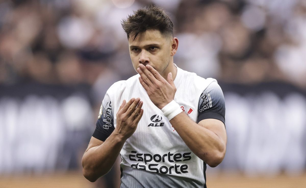 corinthians vence e romero rouba a cena em estreia de memphis depay