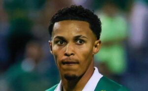 r$ 80 milhões: palmeiras dá o veredito sobre compra de lázaro com almería