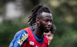 yusupha njie não agrada carille nos treinos e estreia pelo santos fica distante