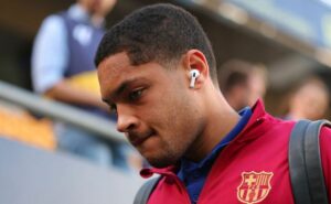 vitor roque revela frustração na forma que foi tratado no barcelona: "foi complicado, pensei que seria diferente"