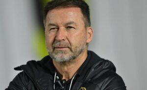 r$ 1,88 bilhão: corinthians, de augusto melo, pode protagonizar maior acordo da história em direitos de tv no brasil