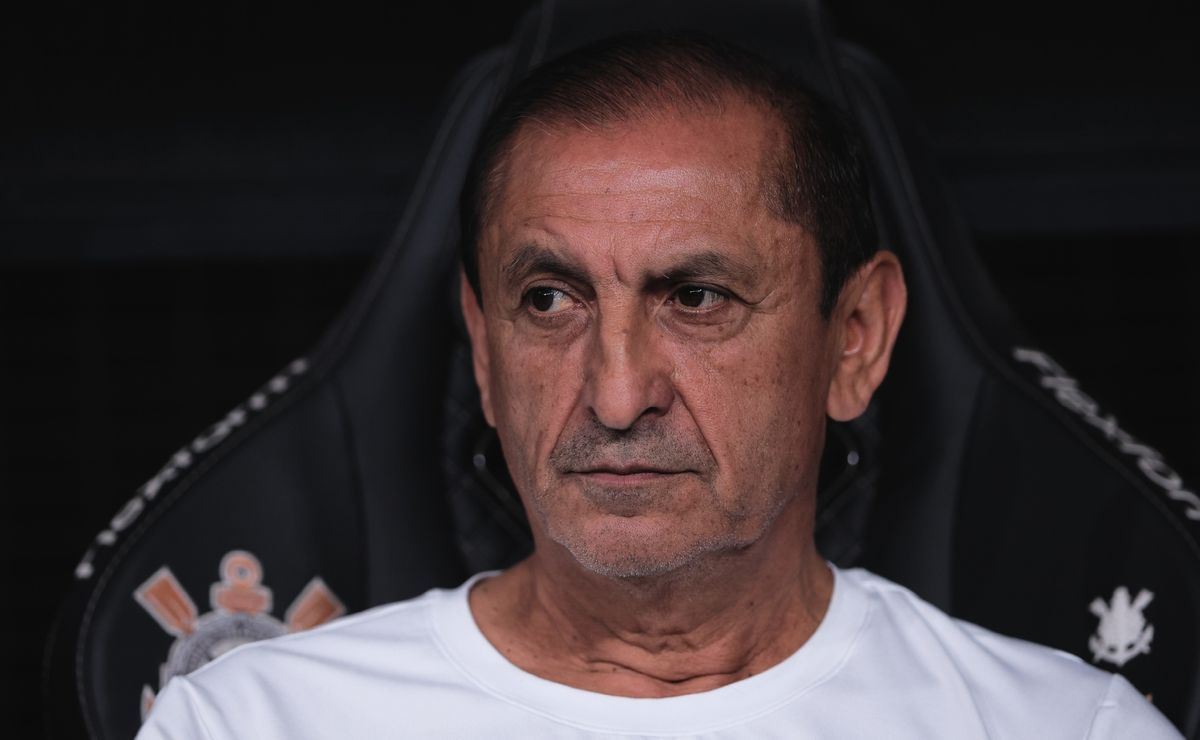 ramón díaz completa dois meses no corinthians com sucesso em mata mata e crise no brasileirão