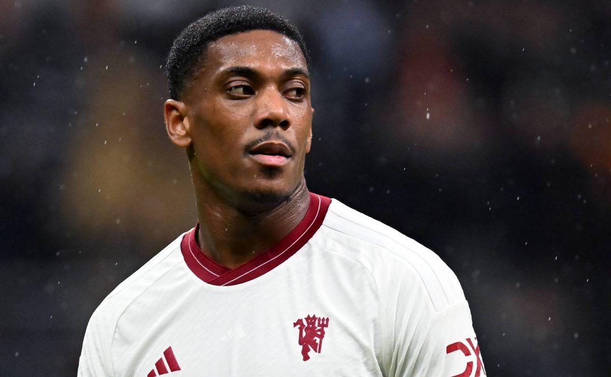 anthony martial toma atitude para fechar com o flamengo e ser protagonista com tite