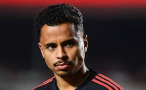 tite toma decisão sobre allan na véspera do jogo  do flamengo contra o peñarol 