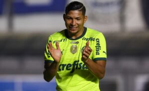 peça chave de abel, rony quer quer acabar com jejum de 1 mês sem fazer gol pelo palmeiras