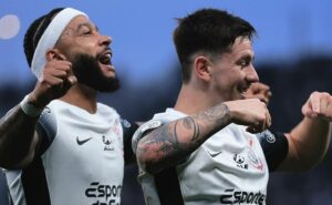 memphis depay impressiona rodrigo garro após estreia em corinthians x atlético go: “temos o privilégio”