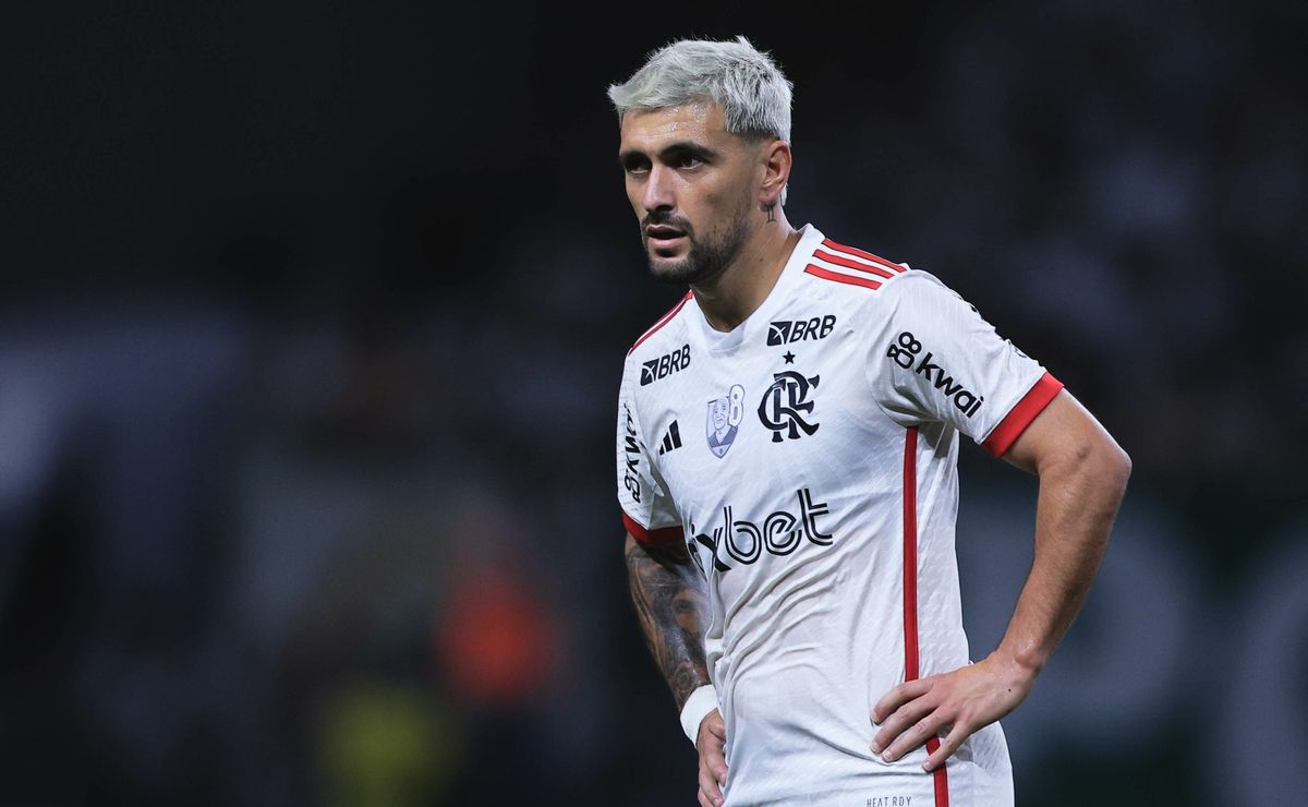 de arrascaeta desfalca flamengo de tite contra vasco, segundo casagrande