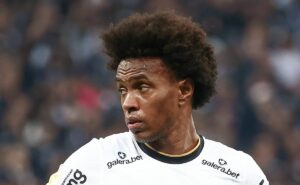 willian no grêmio só não aconteceu por um pequeno detalhe