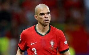 pepe, rafael toloi, mina e mais: vasco tomou 'não' de oito zagueiros na janela de transferências