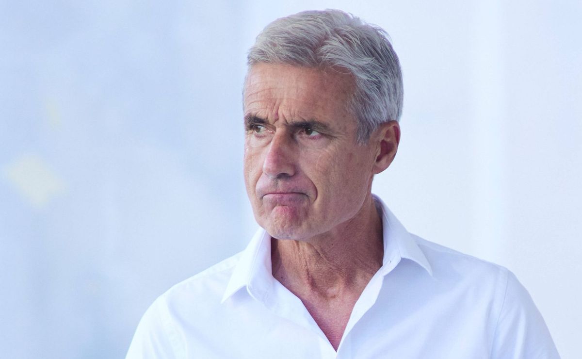 luís castro aparece como nome forte para substituir tite no flamengo e detalhes são divulgados