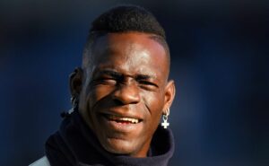 balotelli no flamengo: por r$ 1,5 milhão/mês, atacante francês é oferecido ao mengão para o lugar do pedro