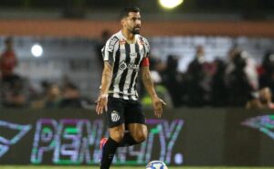 tomás rincón saiu revoltado de santos x operário por falta de cartão amarelo 