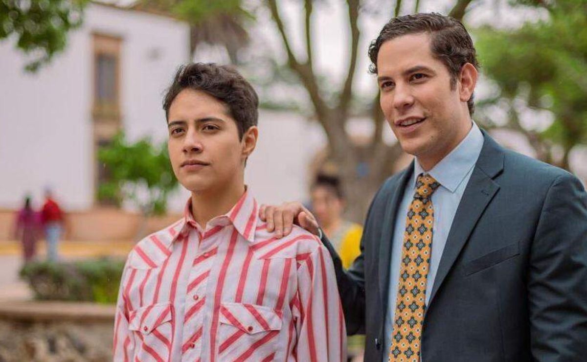 disney+: christian chavez fala sobre desafio para interpretar personagem de rei charly: "tabu"