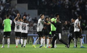 vasco contrata três novos reforços do sub 20 para se juntar ao elenco principal