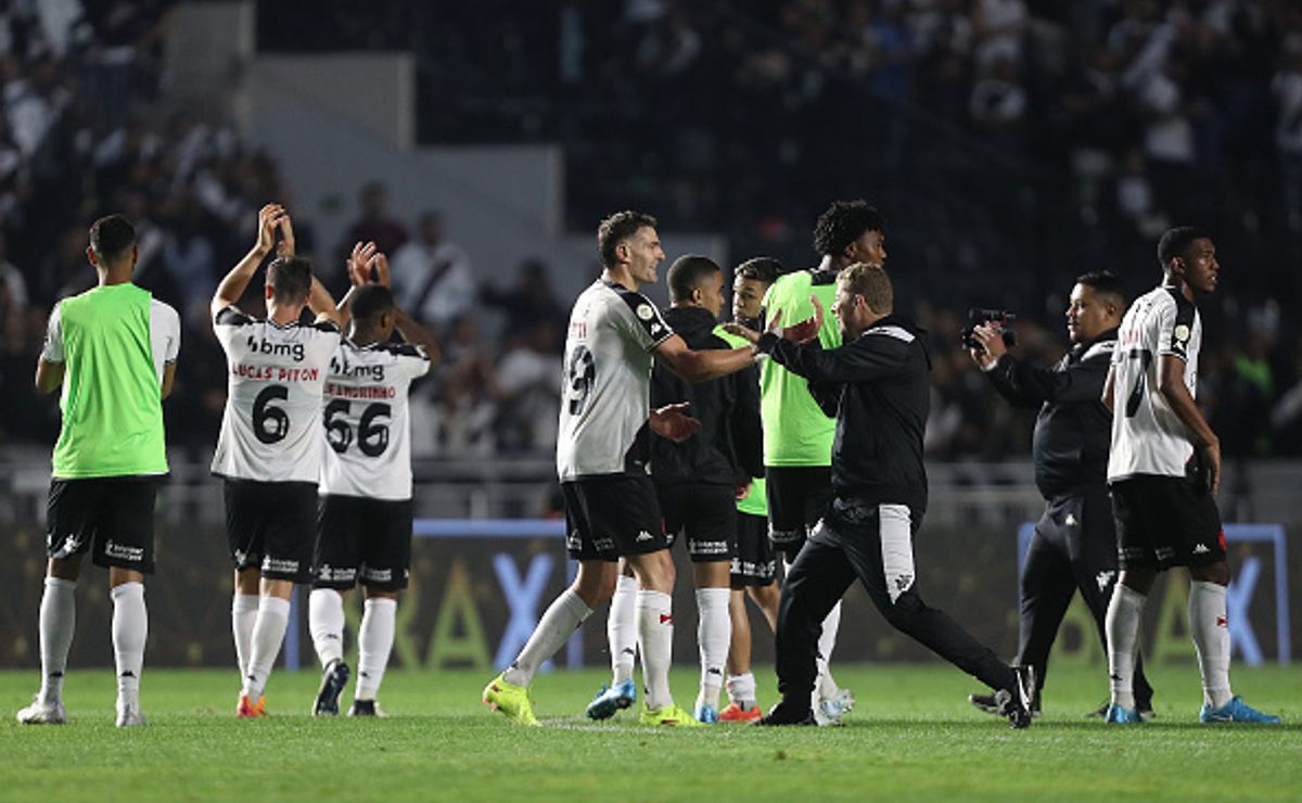 vasco contrata três novos reforços do sub 20 para se juntar ao elenco principal