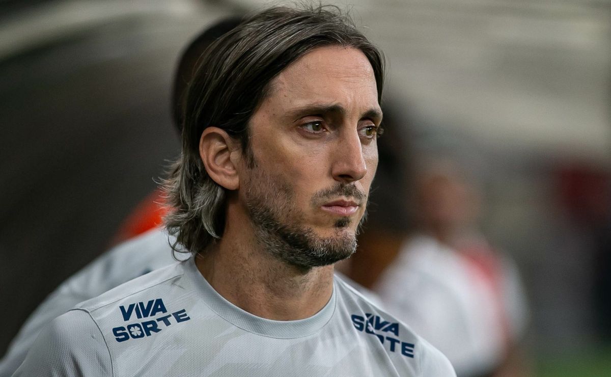 zubeldía admite falha ao explicar o que gerou sofrimento em botafogo x são paulo