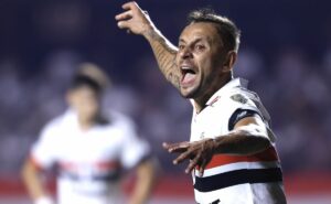 são paulo passará por reformulação sutil após eliminação e rafinha não renovará 