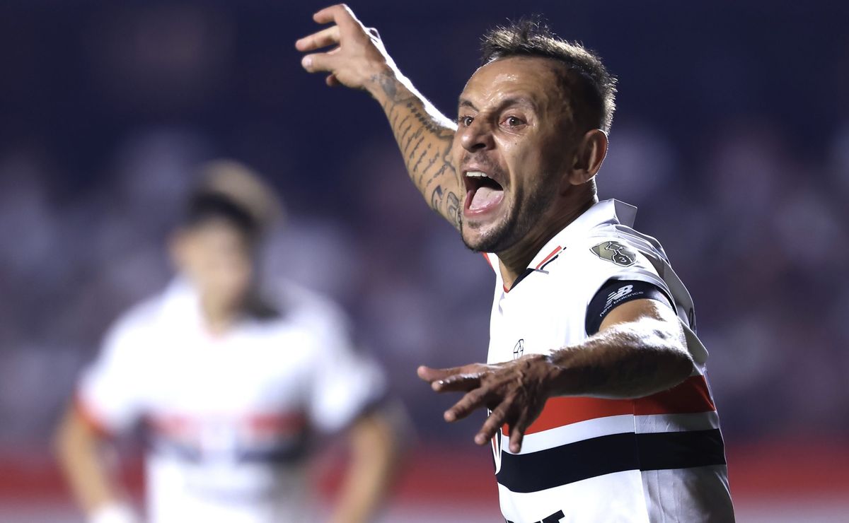 são paulo passará por reformulação sutil após eliminação e rafinha não renovará 