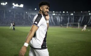 r$ 276 milhões: vasco contrata 44 reforços em dois anos de saf