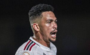 após eliminação e críticas da torcida, situação de luciano no são paulo é revelada