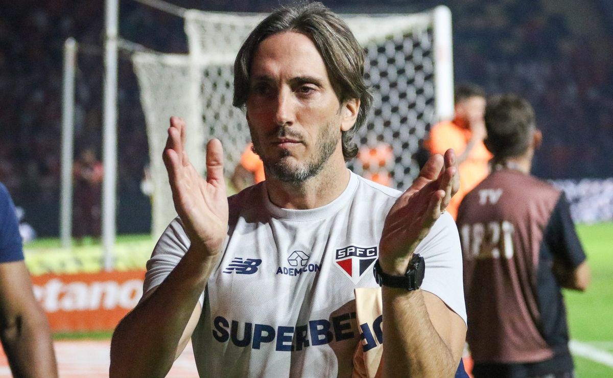 zubeldía no boca juniors acaba de ter situação emergencial definida no são paulo 