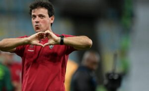 fernando diniz aceitaria ser o novo técnico do flamengo na vaga de tite em 2025 