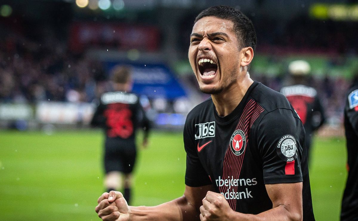 evander desabafa sobre passagem no vasco e cita flamengo: “não seria o primeiro”