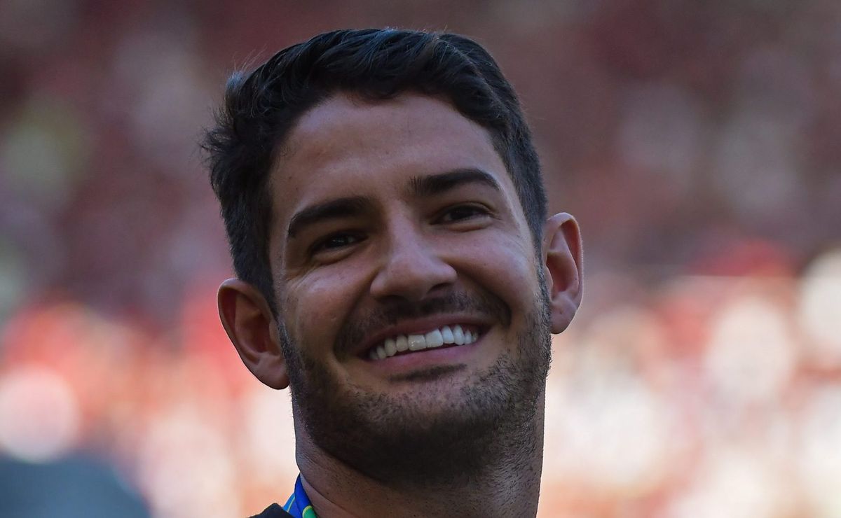 gabriel carvalho bate recorde de alexandre pato e se torna o jogador mais jovem a marcar gol pelo internacional