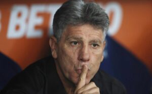 grêmio de renato gaúcho desiste e santos tem caminho livre por keylor navas