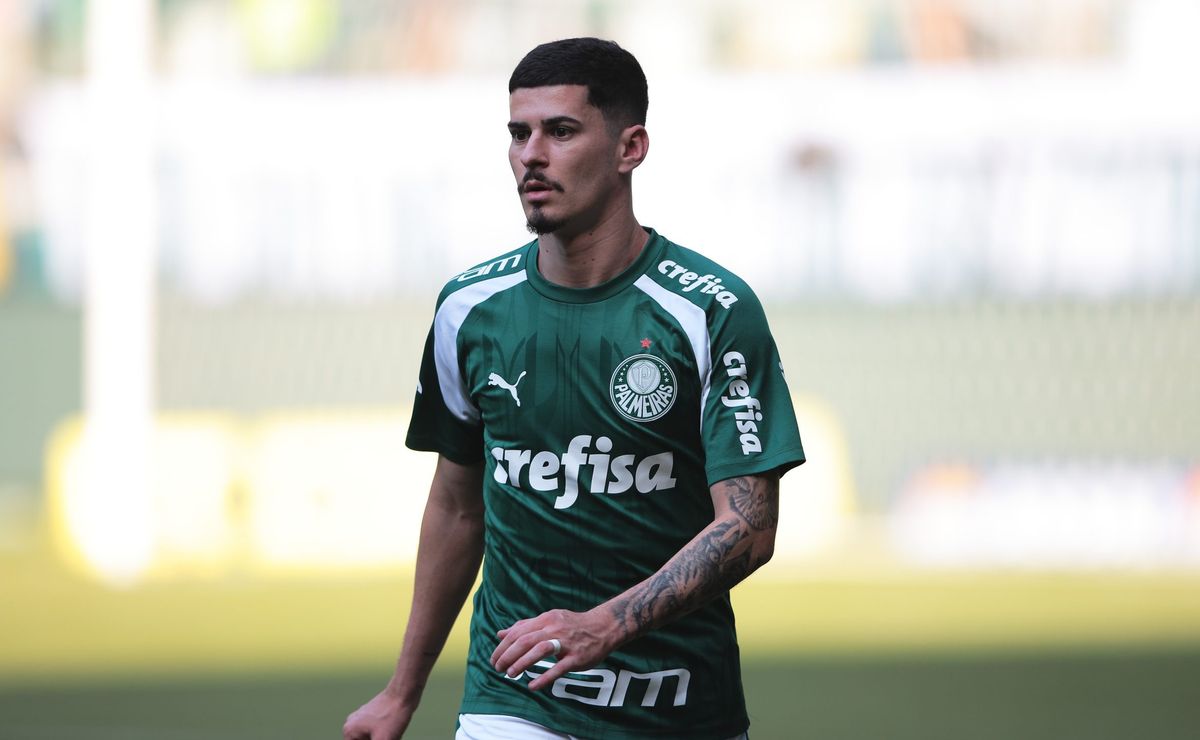 situação de rômulo chama atenção da torcida do palmeiras após goleada