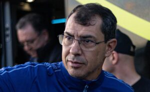 zagueiro rescinde com santos e não joga mais no time de carille