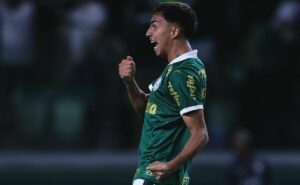 escalação do palmeiras contra o criciúma terá retorno de vitor reis na defesa 
