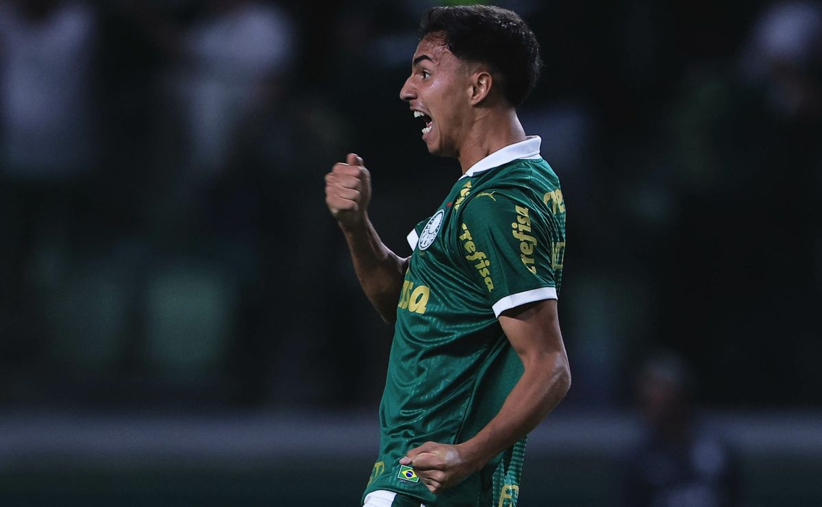 escalação do palmeiras contra o criciúma terá retorno de vitor reis na defesa 