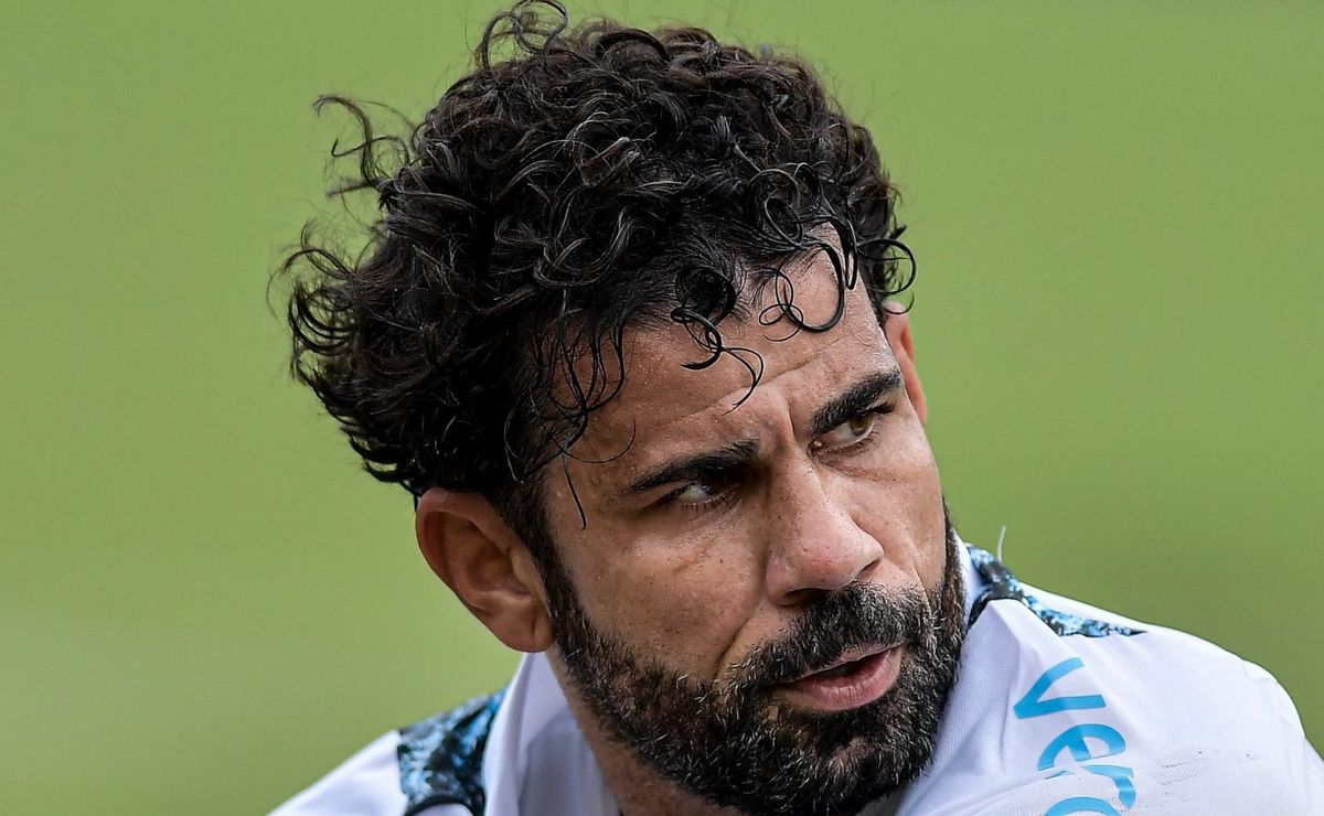 renato gaúcho revela situação do centroavante diego costa no grêmio